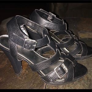 Chaps brand Black Heels